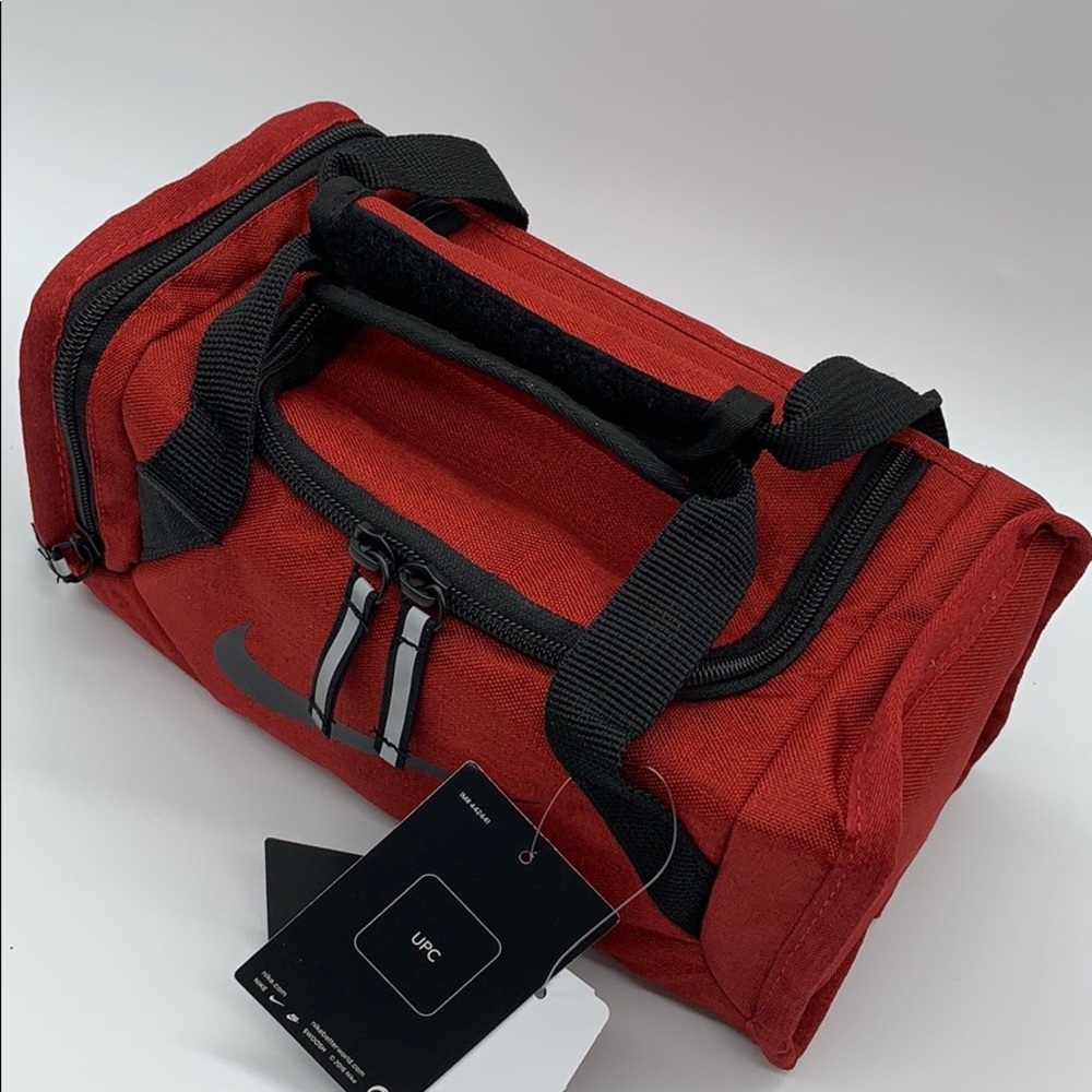 Nike Brasilia Fuel Pack - Picture 10 of 16